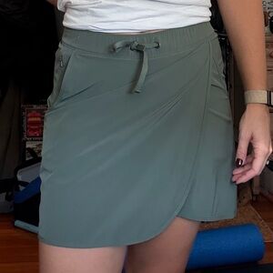 Patagonia Fleetwith Green Faux Wrap Casual Skort Size XS